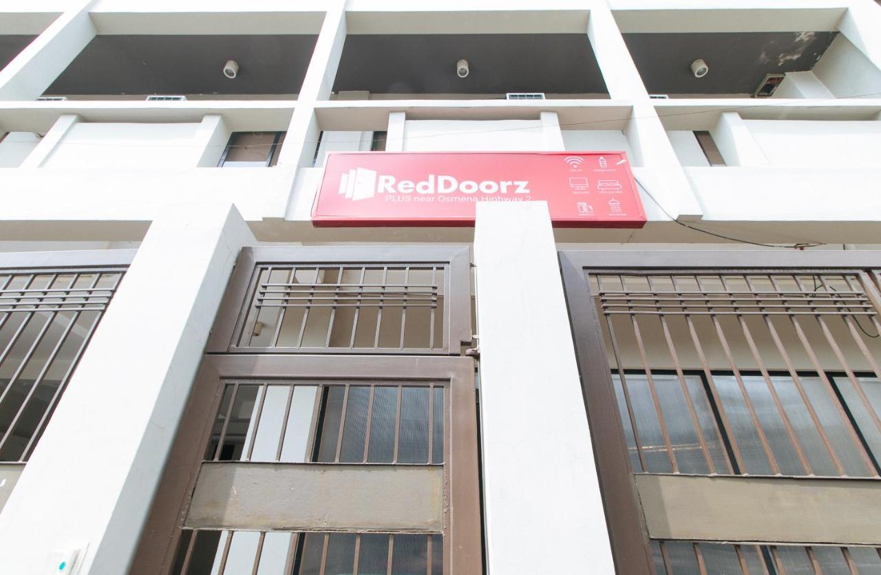 Reddoorz Plus Near Osmena Highway 2 Hotel Manila Bagian luar foto