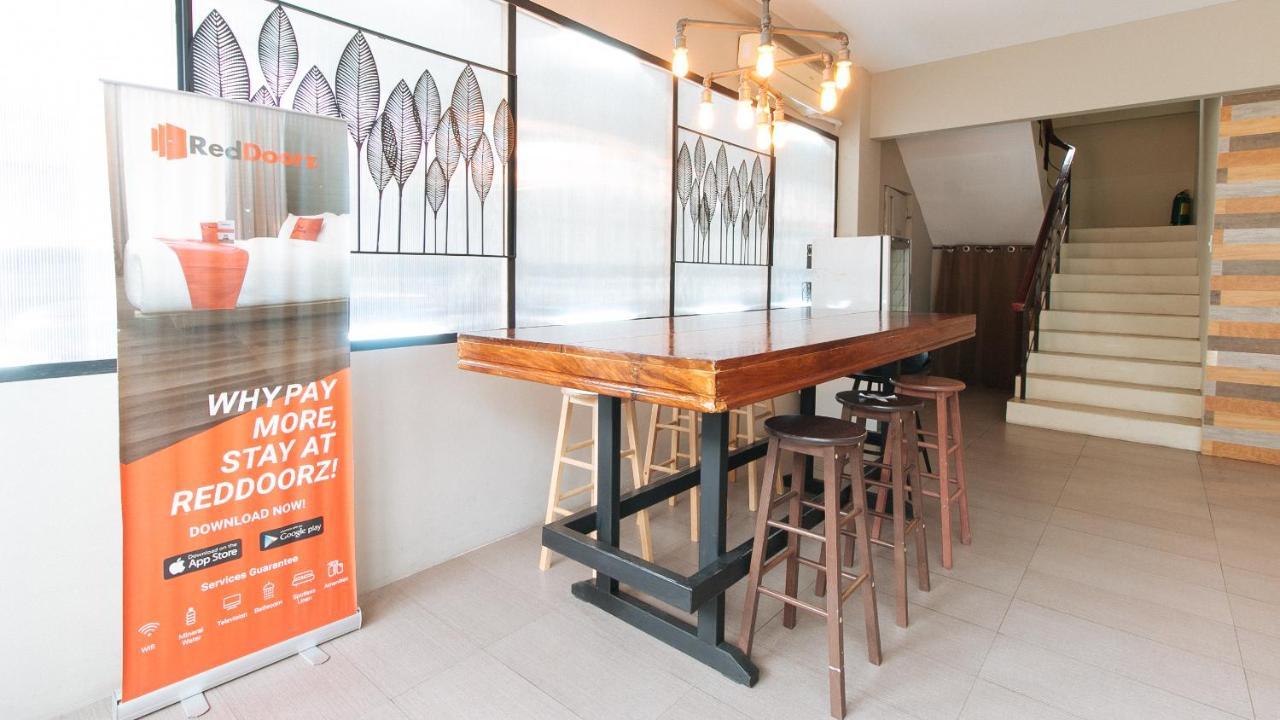 Reddoorz Plus Near Osmena Highway 2 Manila Bagian luar foto