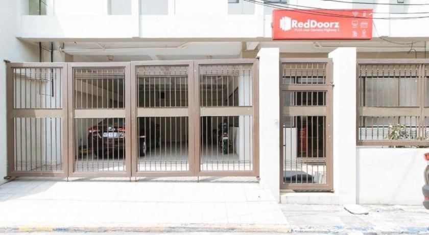 Reddoorz Plus Near Osmena Highway 2 Hotel Manila Bagian luar foto