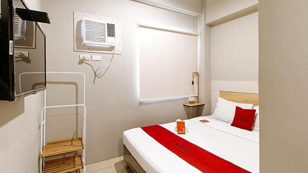 Reddoorz Plus Near Osmena Highway 2 Manila Bagian luar foto